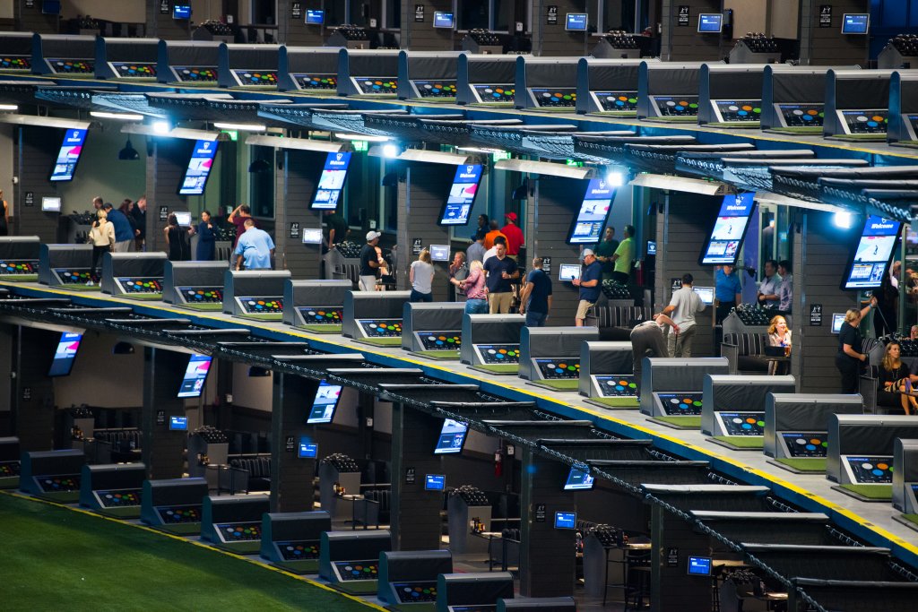 new topgolf facility in mount laurel new jersey